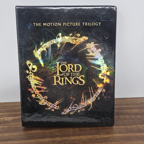 The Lord of the Rings Motion Picture Trilogy Box Set Blu-ray - Picture 1 of 4